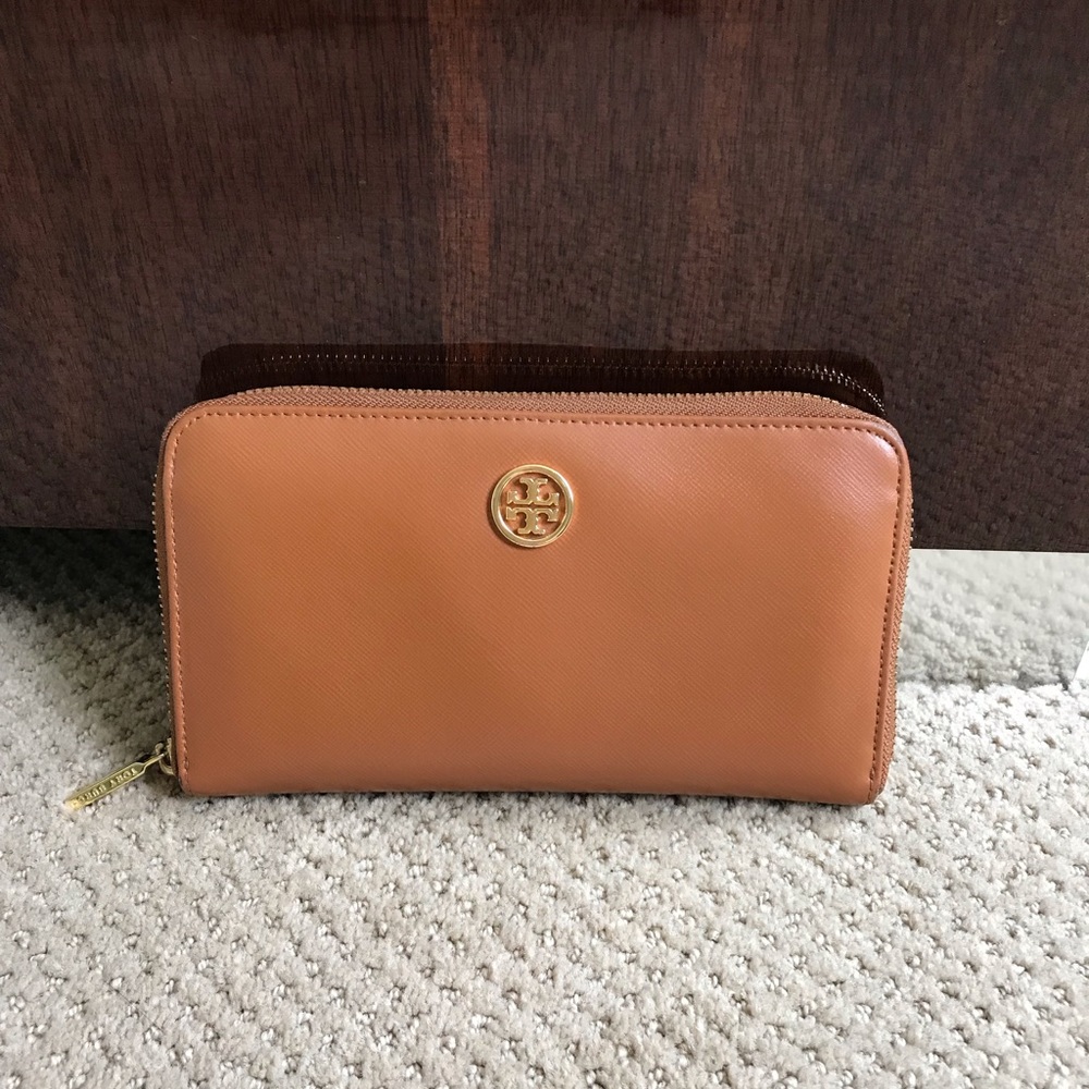Tory Burch Wallet